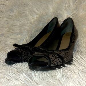 Nurture brand black and grey western style tooled leather shoes